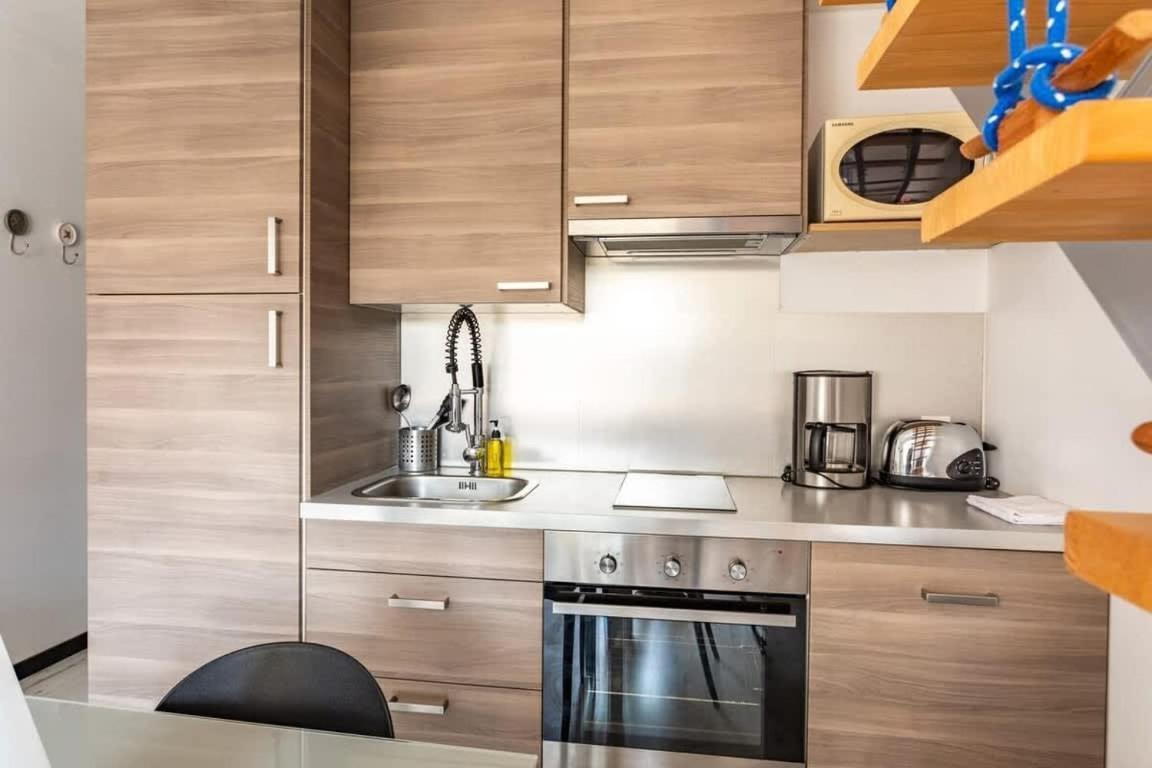 Le Capucin - Petit Duplex Avec Place De Parking Dinard Exterior photo