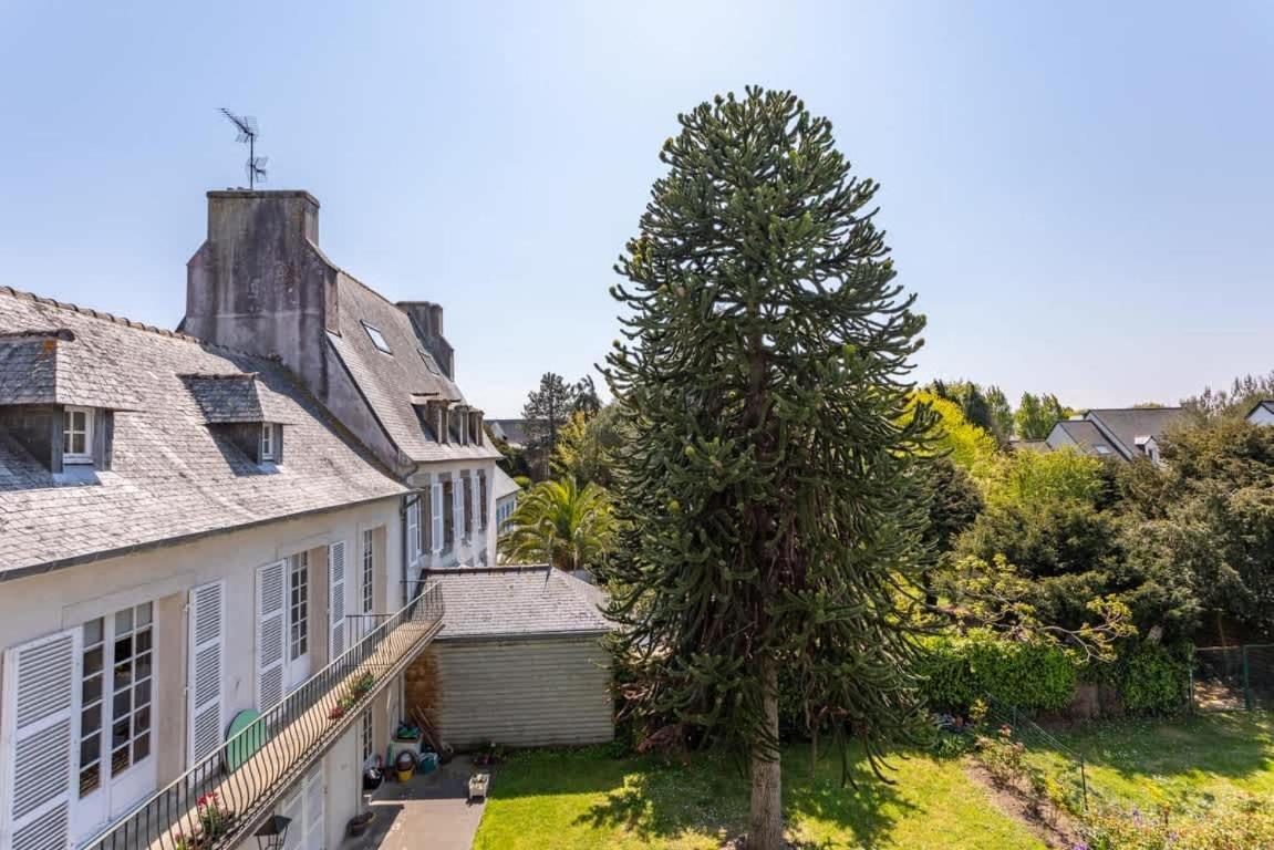 Le Capucin - Petit Duplex Avec Place De Parking Dinard Exterior photo