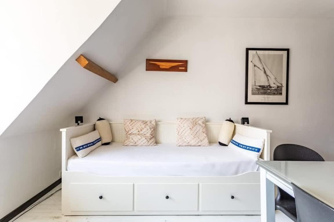 Le Capucin - Petit Duplex Avec Place De Parking Dinard Exterior photo